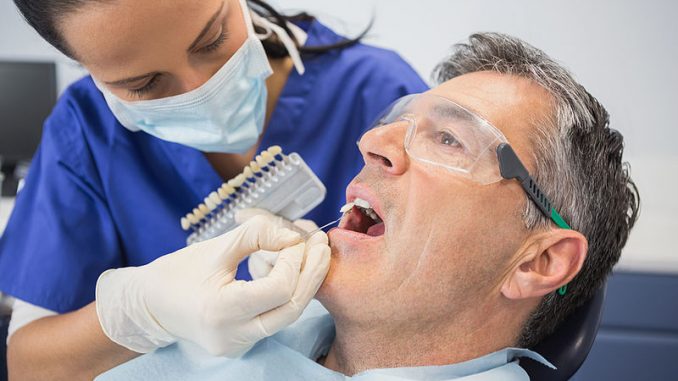dental-schools-that-do-free-dental-implants