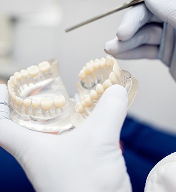 dentist-crown-specialist
