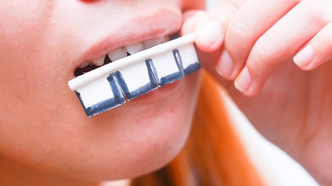fake-teeth-you-can-buy-at-a-store
