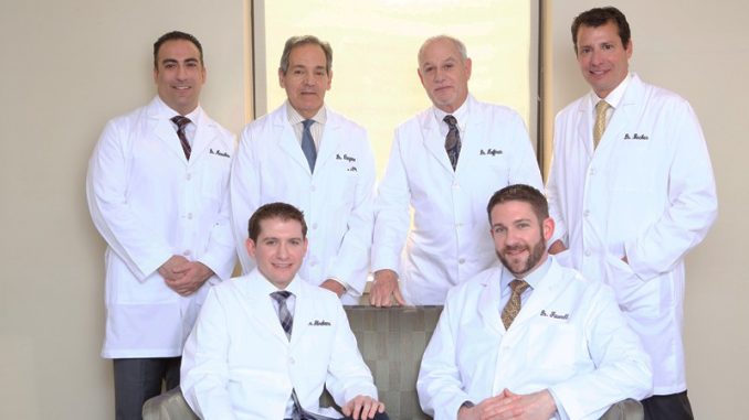oral-surgeon-doctor