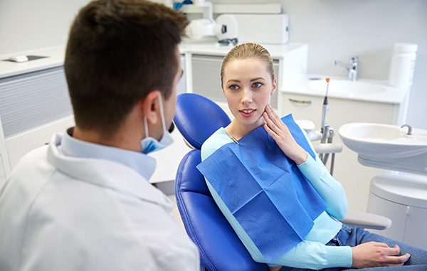 who-is-a-dentist