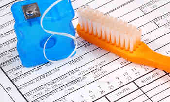 Does any insurance cover dental implants?