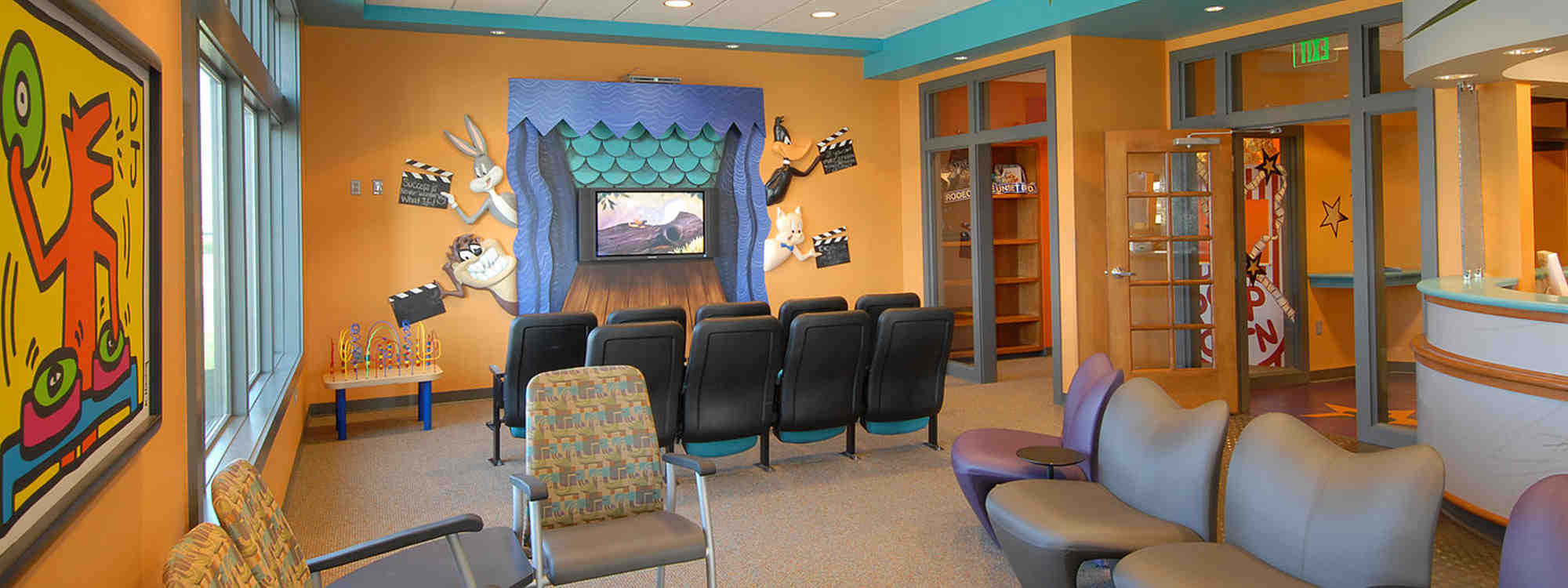 How do I become a cosmetic dentist?