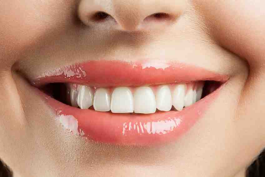How much does a dental implant cost for one tooth?