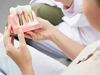 How much does cosmetic dental work cost?