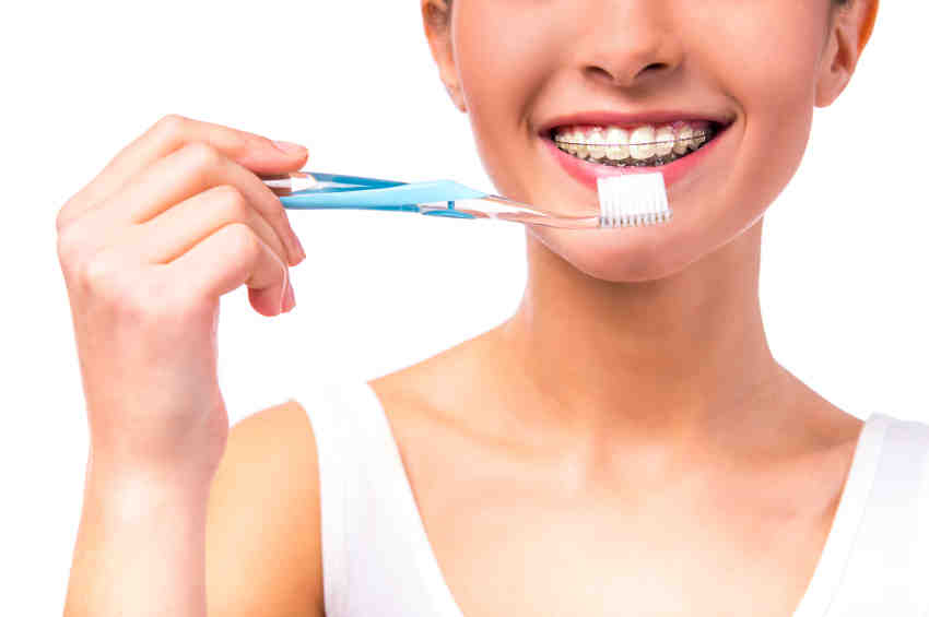 Cosmetic dentistry brushes Dental News Network