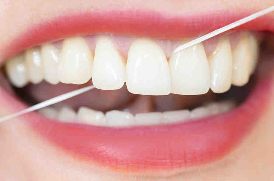 How do I choose a cosmetic dentist?