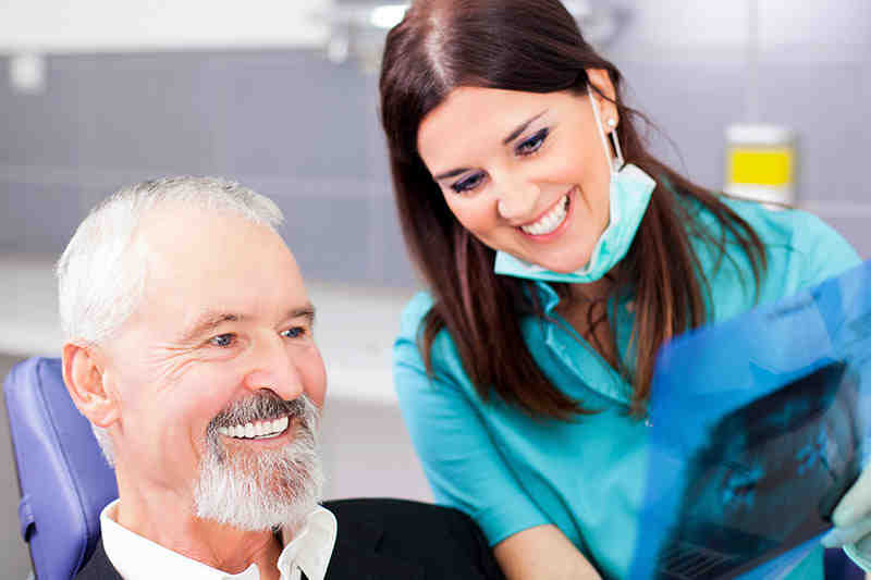 How do you find a good cosmetic dentist?