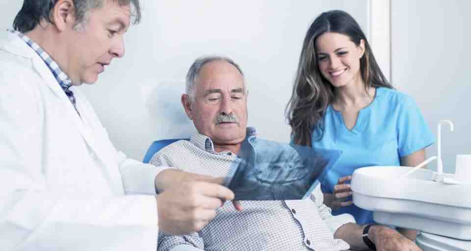 How much does a dental implant cost for one tooth?