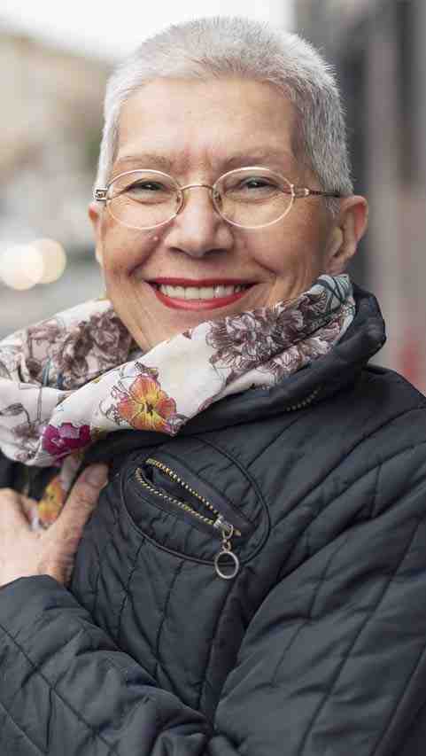 How much should dental implants cost in 2020?