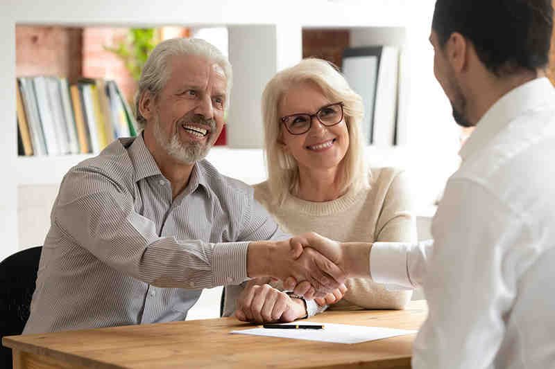 Is there a cheaper alternative to dental implants?