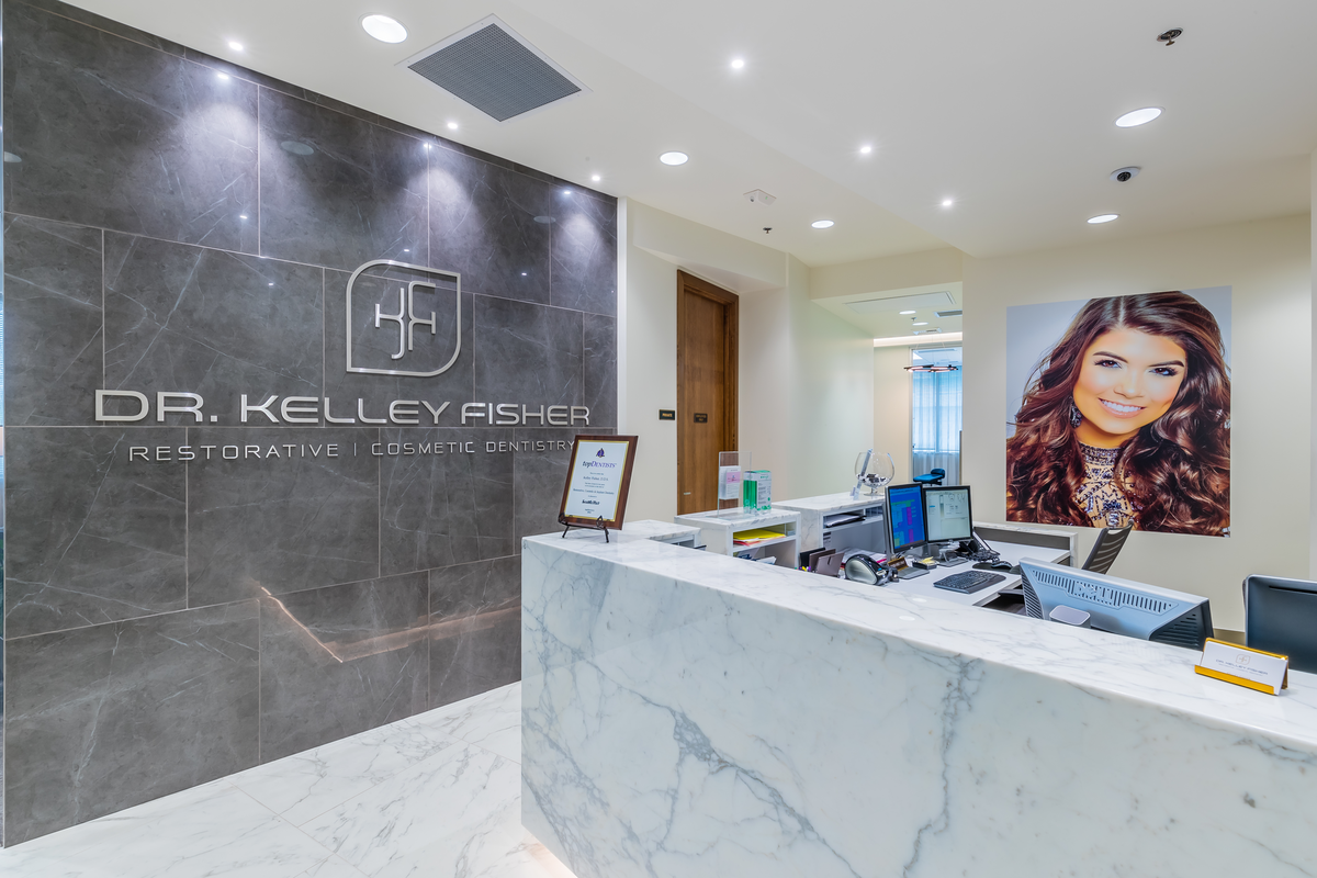 What company makes veneers?