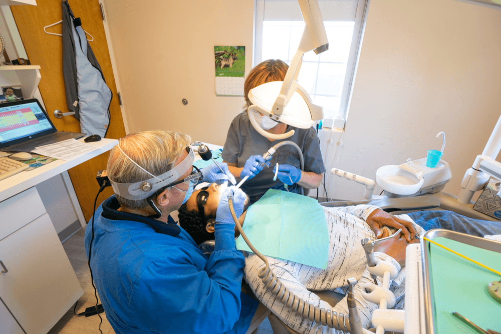 What is the best alternative to dental implants?