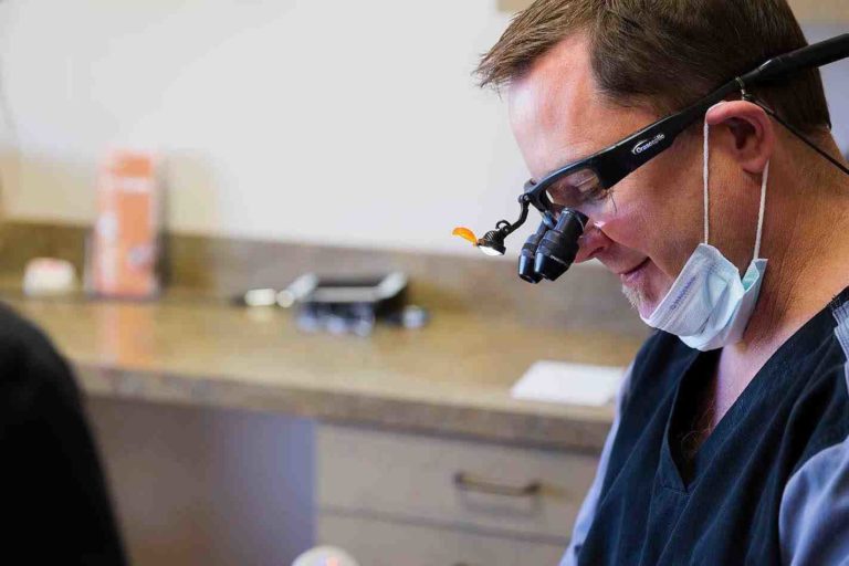 Do dentists put you to sleep to do dental implants? Dental News Network