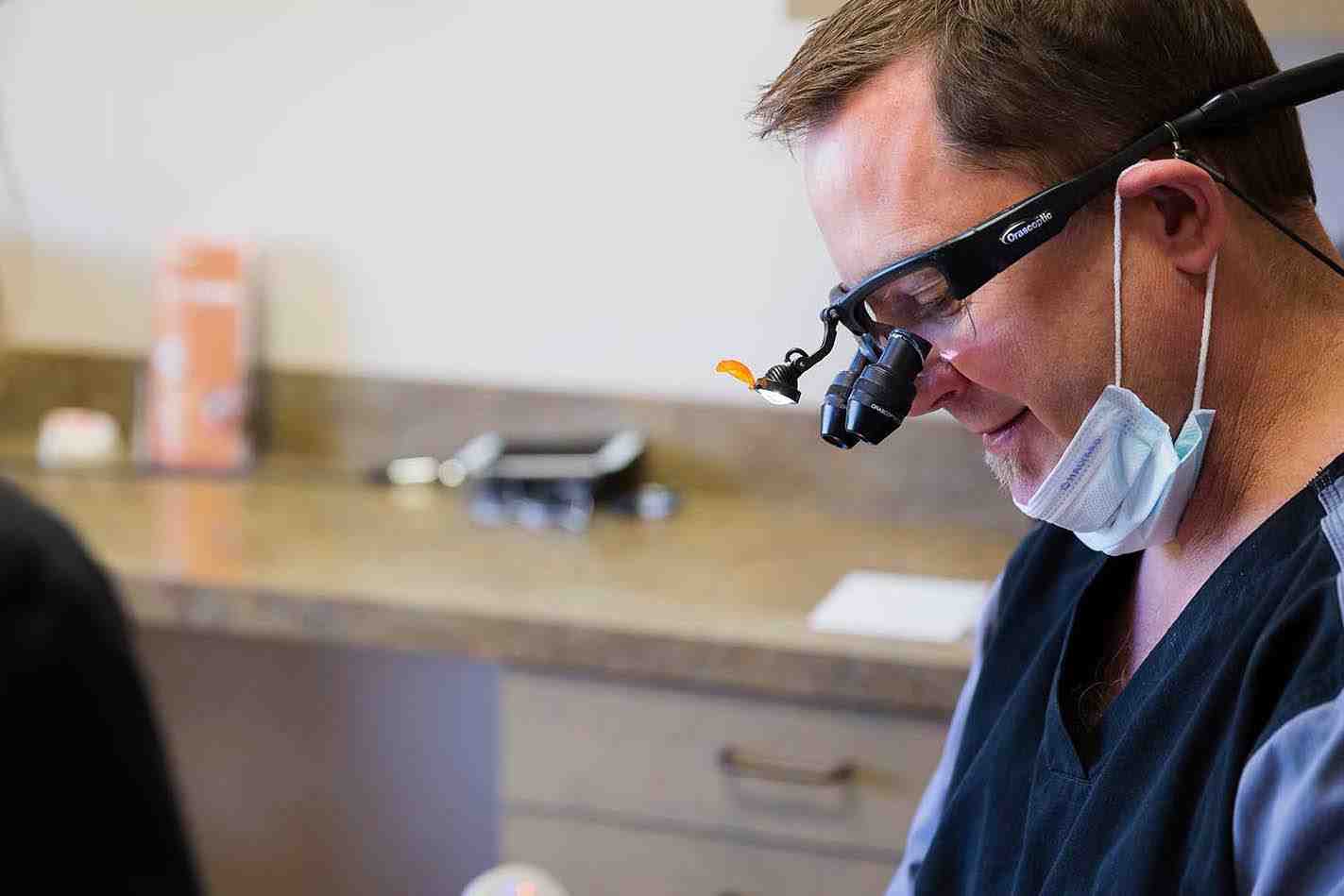 Do dentists put you to sleep to do dental implants? Dental News Network