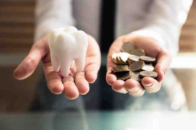 Does insurance cover full mouth dental implants?