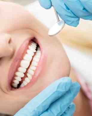 How much does a dental implant cost in Boston?