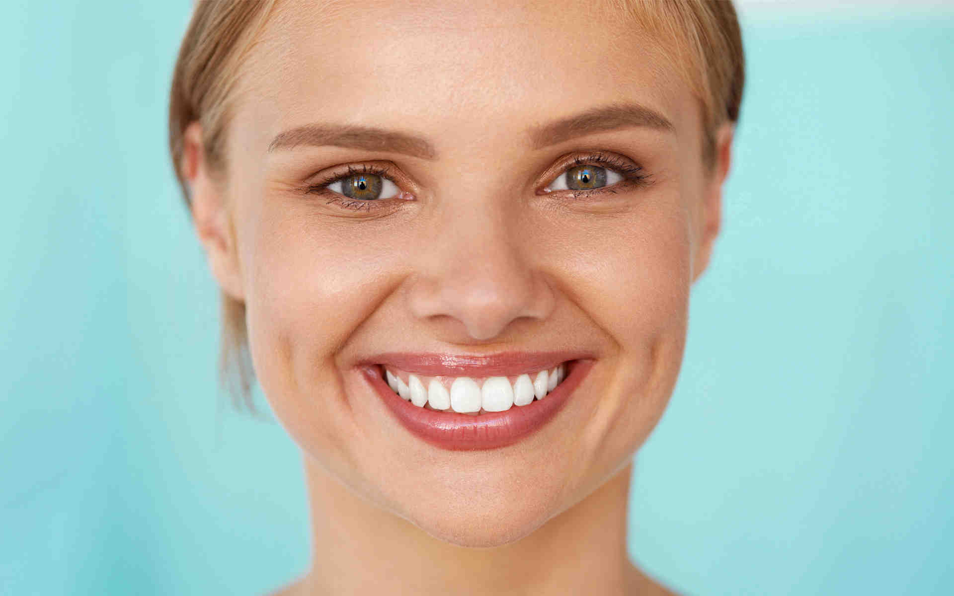 How do you make a dental pamphlet?