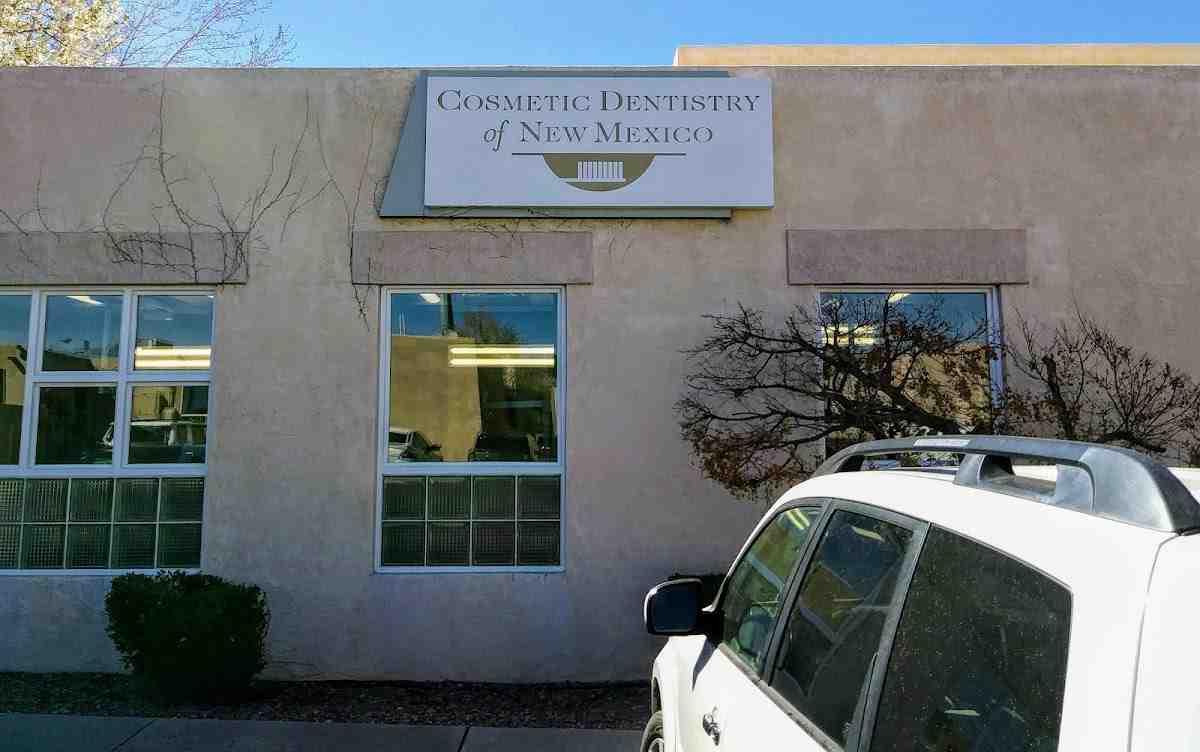How much do veneers cost in New Mexico?