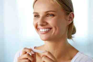 Do celebrities use veneers?