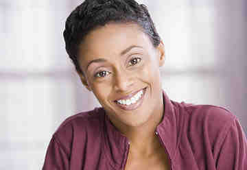 How do I find a good cosmetic dentist?