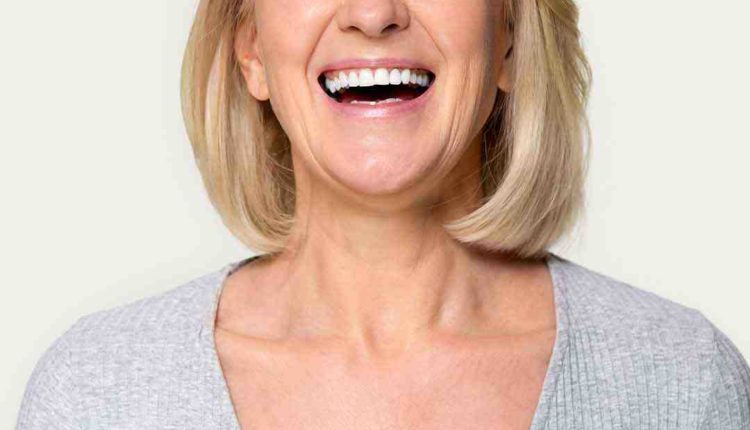 How does one day dental implants work