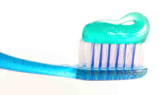 How long does dental implant last after it expires?