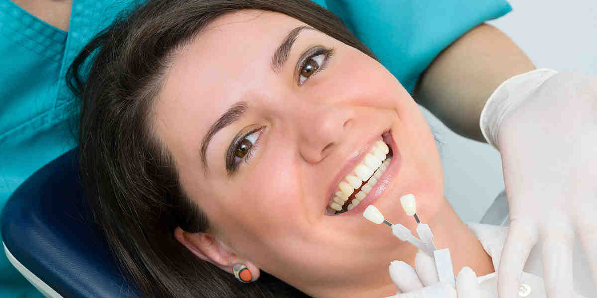 What is cosmetic tooth bonding?
