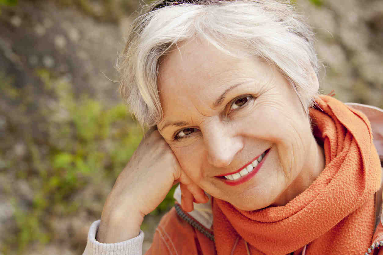 What is the age limit for dental implants?