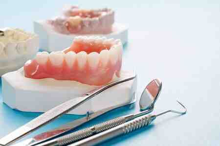 What is the failure rate of Mini Dental Implants?