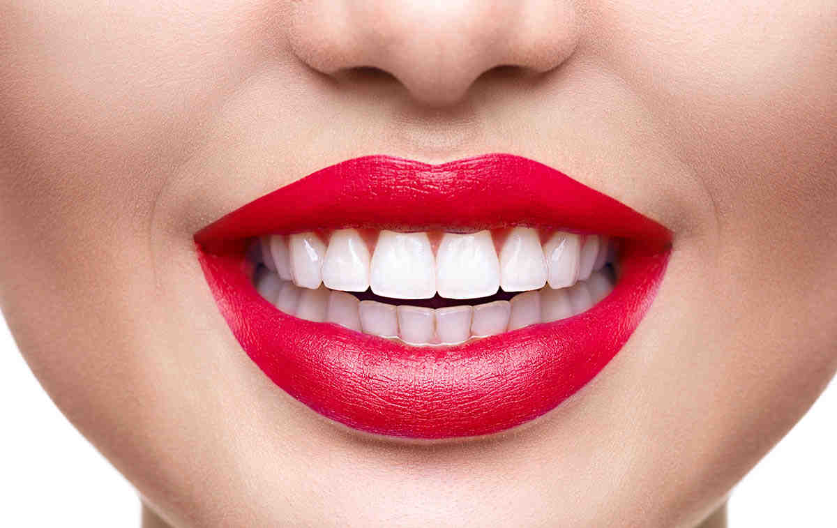 How much does a cosmetic tooth filling cost?