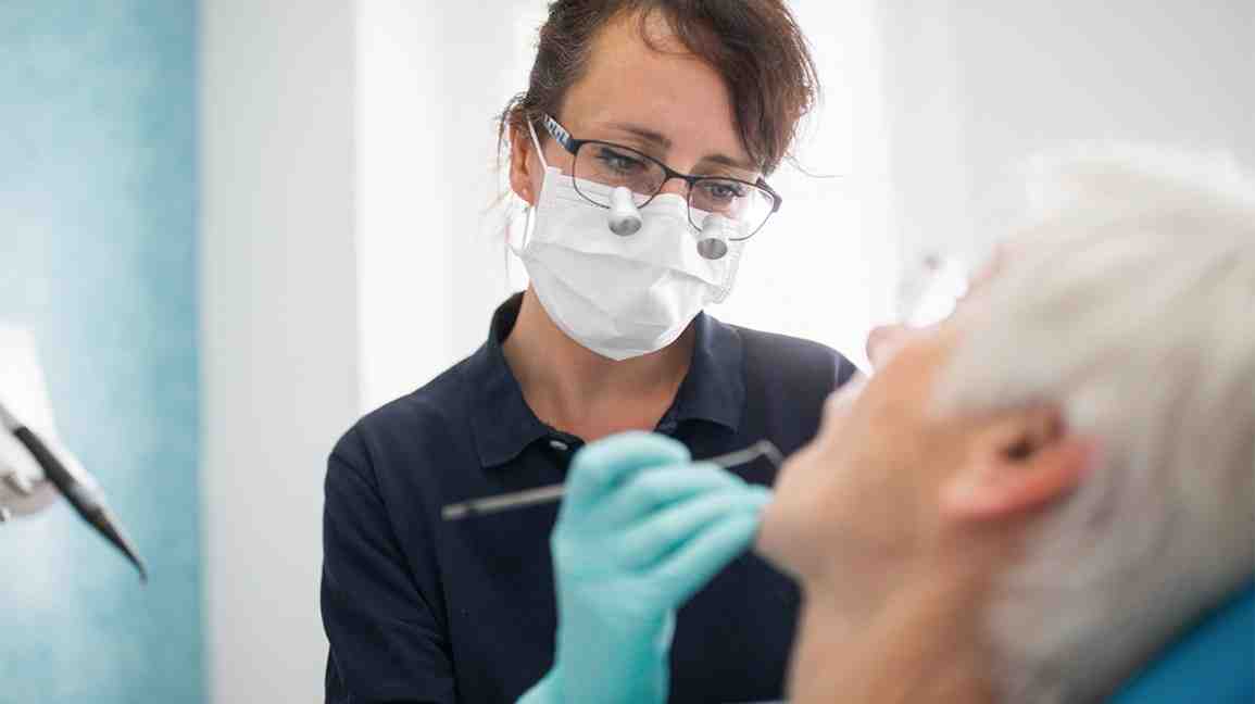 Are false teeth prosthetics?