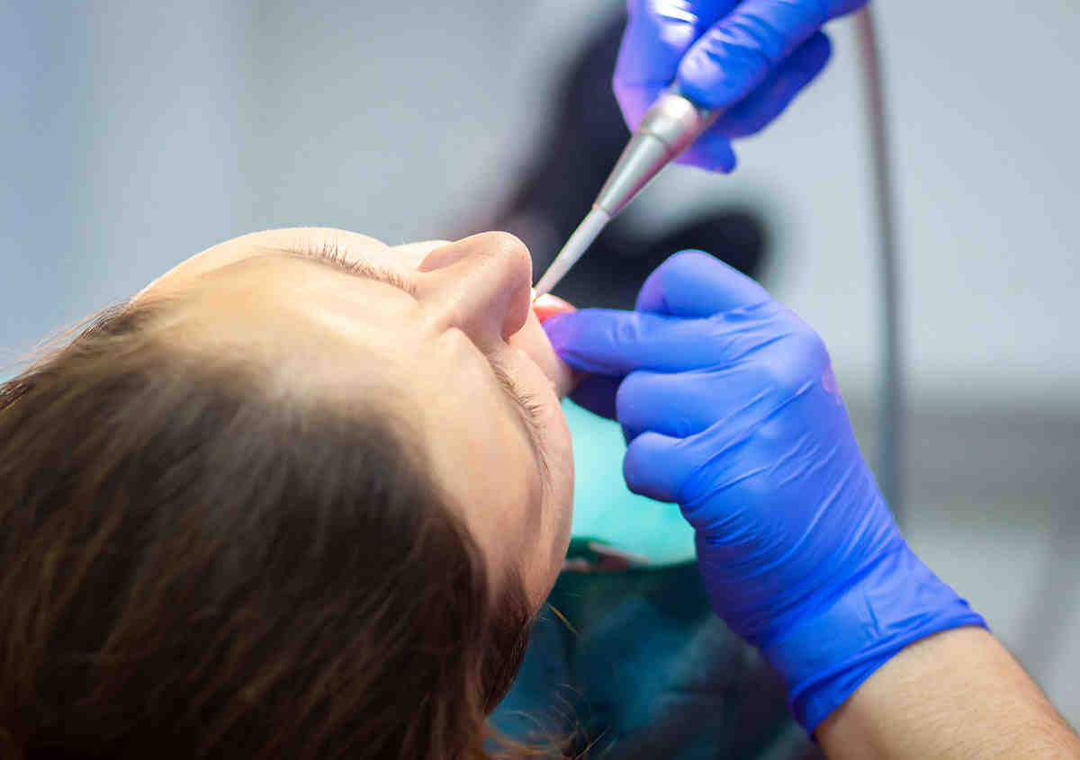 Can dental implants be done in one day?