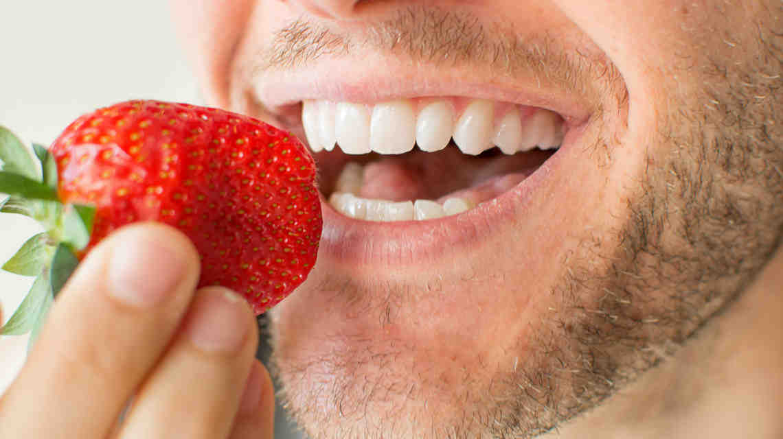 What foods can i eat with tempary teeth b efore dental implants