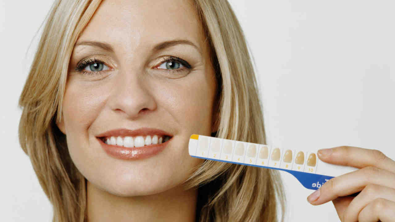 Can you use whitening toothpaste with implants?