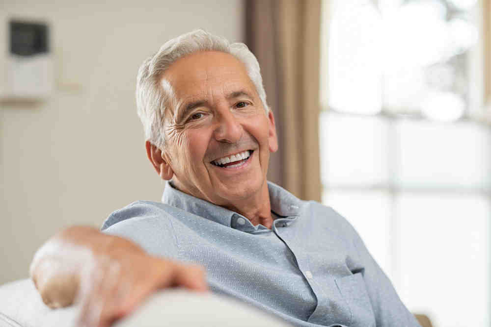 Do electric toothbrushes loosen implants?