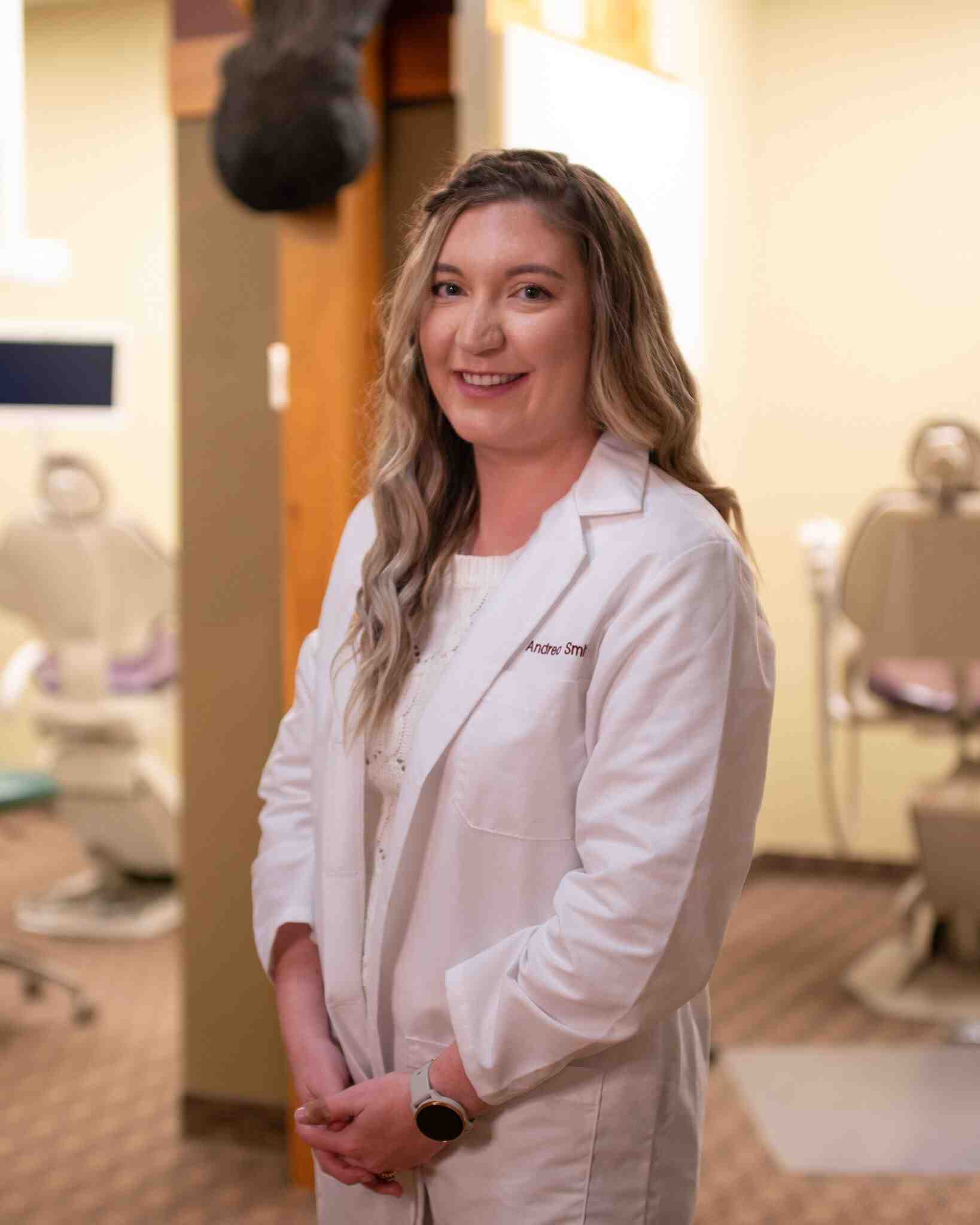 Do veneers come off?