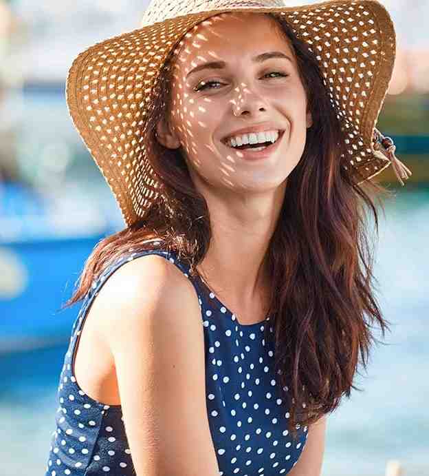 Do your teeth rot under veneers?