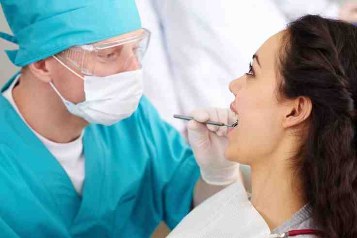 Does Medicare cover tooth implants?
