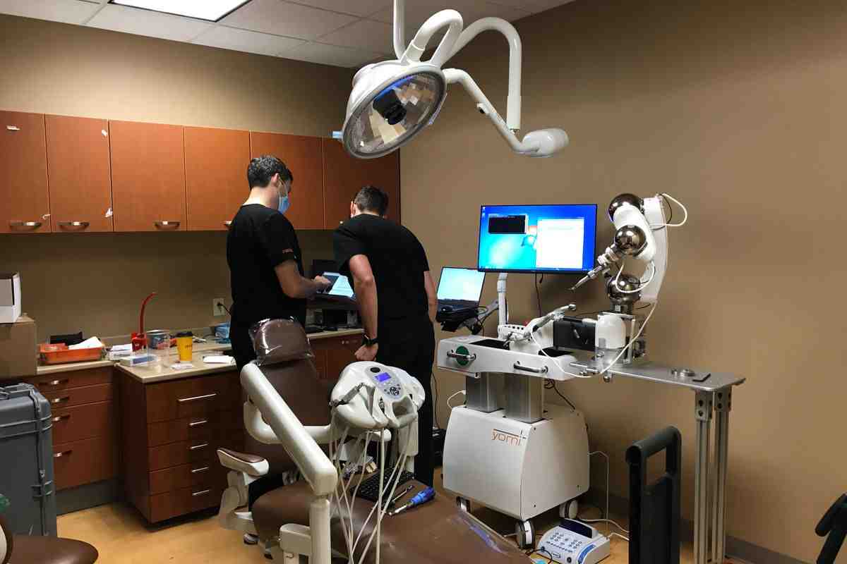How much do dental implants cost in Washington state?