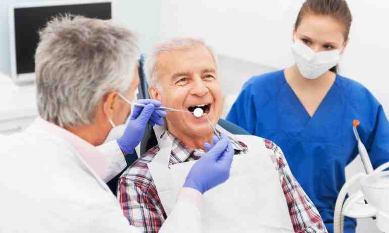 What percentage of tooth implants fail?