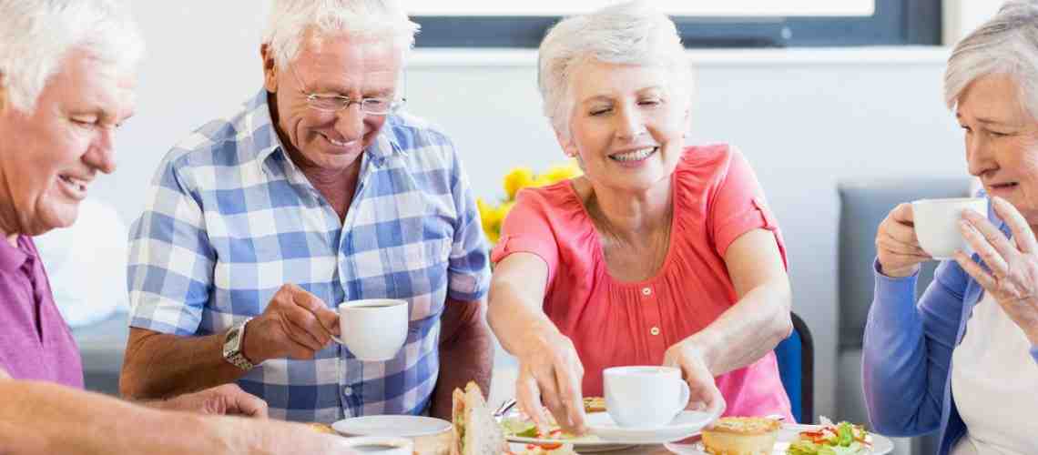 When can I eat normally after dental implant surgery?