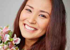 Who is not suitable for dental implants?