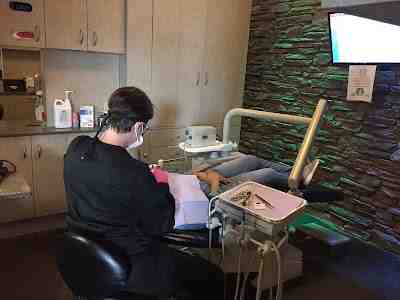 Does Medicare cover contacts?