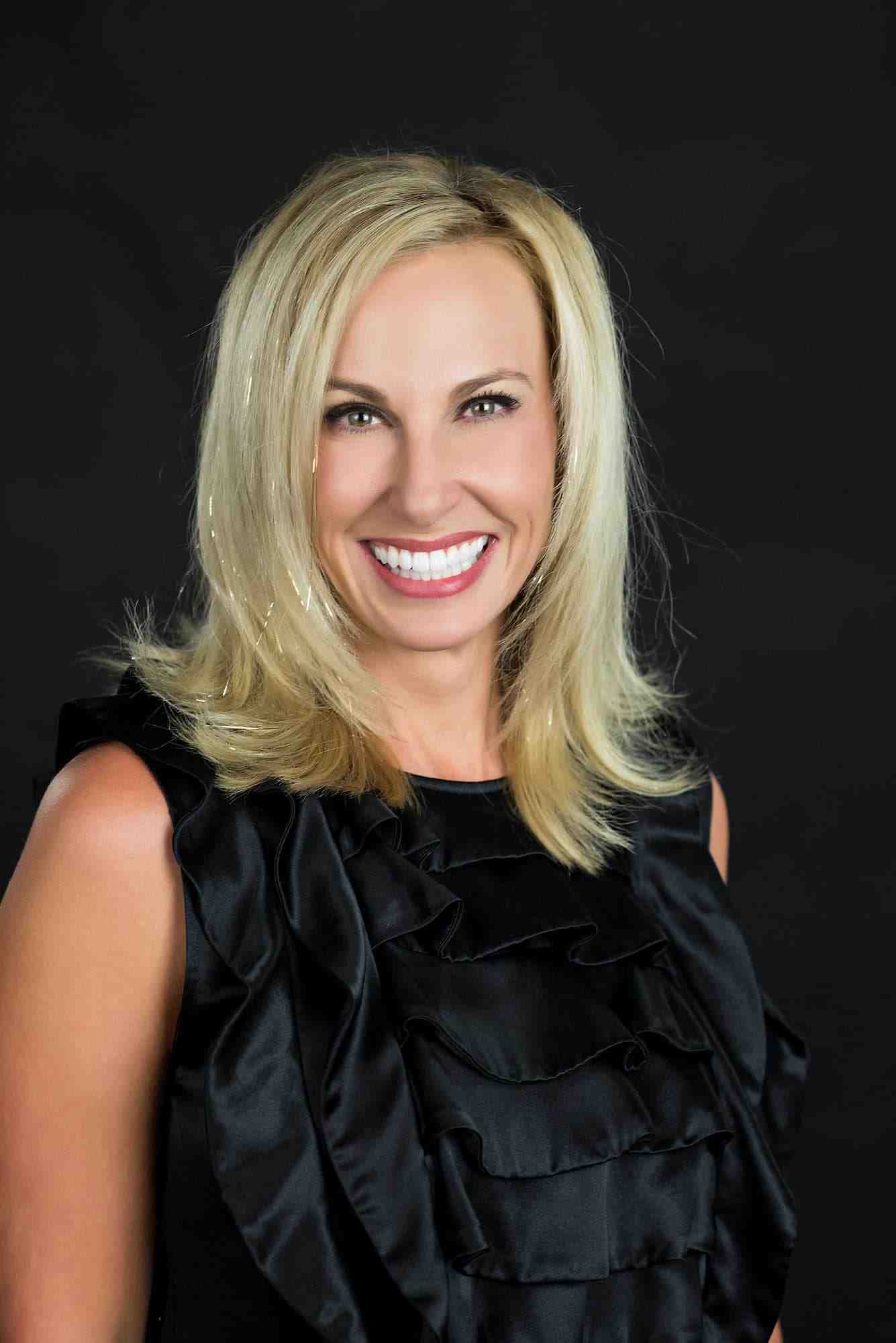 Does everyone in Hollywood have veneers?