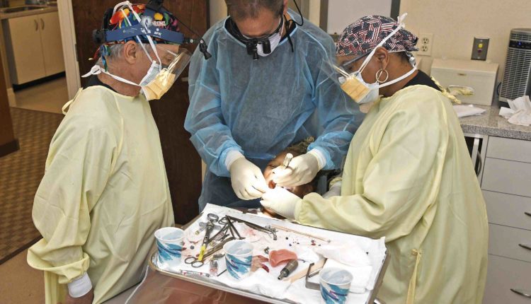 Probono cosmetic dentistry
