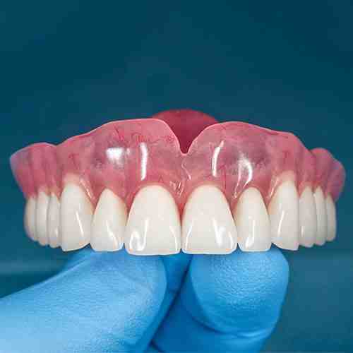 Where do people go in Mexico to get their teeth done?