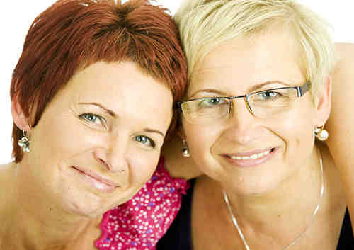 Can a person with no teeth get implants?