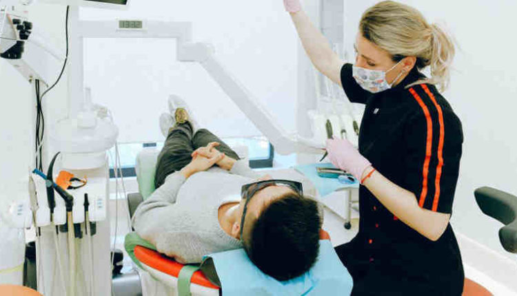 How much is a crown without insurance?