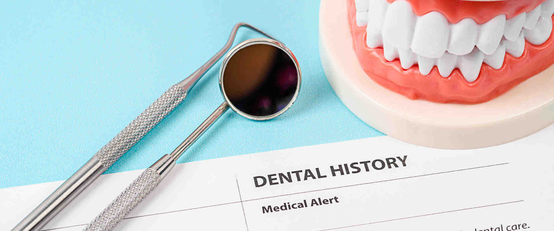 What hurts more tooth extraction or implant?